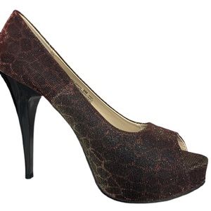 NWOT Chinese Laundry Hotspot Heels SZ 8